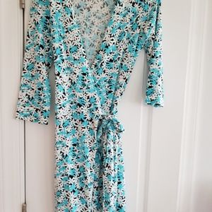 DVF wrap dress size 6
